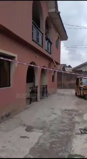 12bdrm Duplex in Memudu Street, Governors Road for sale