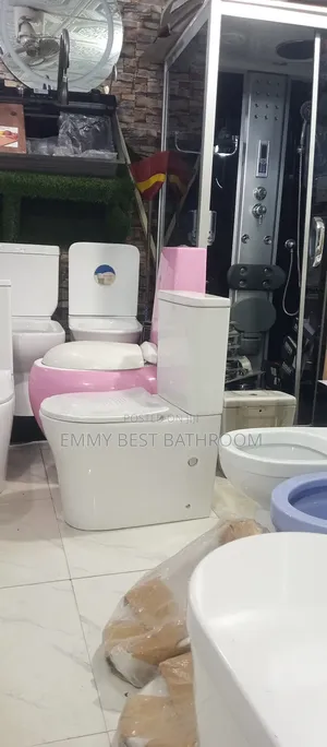 Real Round Shape Wc Set With the Wash Hand Basin