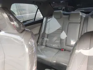 Toyota Camry XLE V6 4dr Sedan (3.6L 6cyl 6A) 2016 Blue