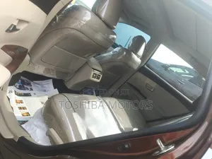 Toyota Venza V6 AWD 2011 Beige