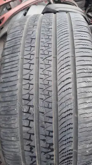 255 45 R20 Tukubo