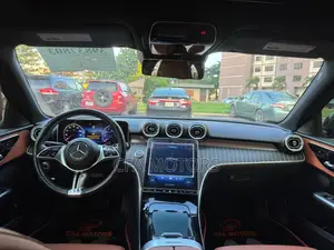Mercedes-Benz C300 2023 Black