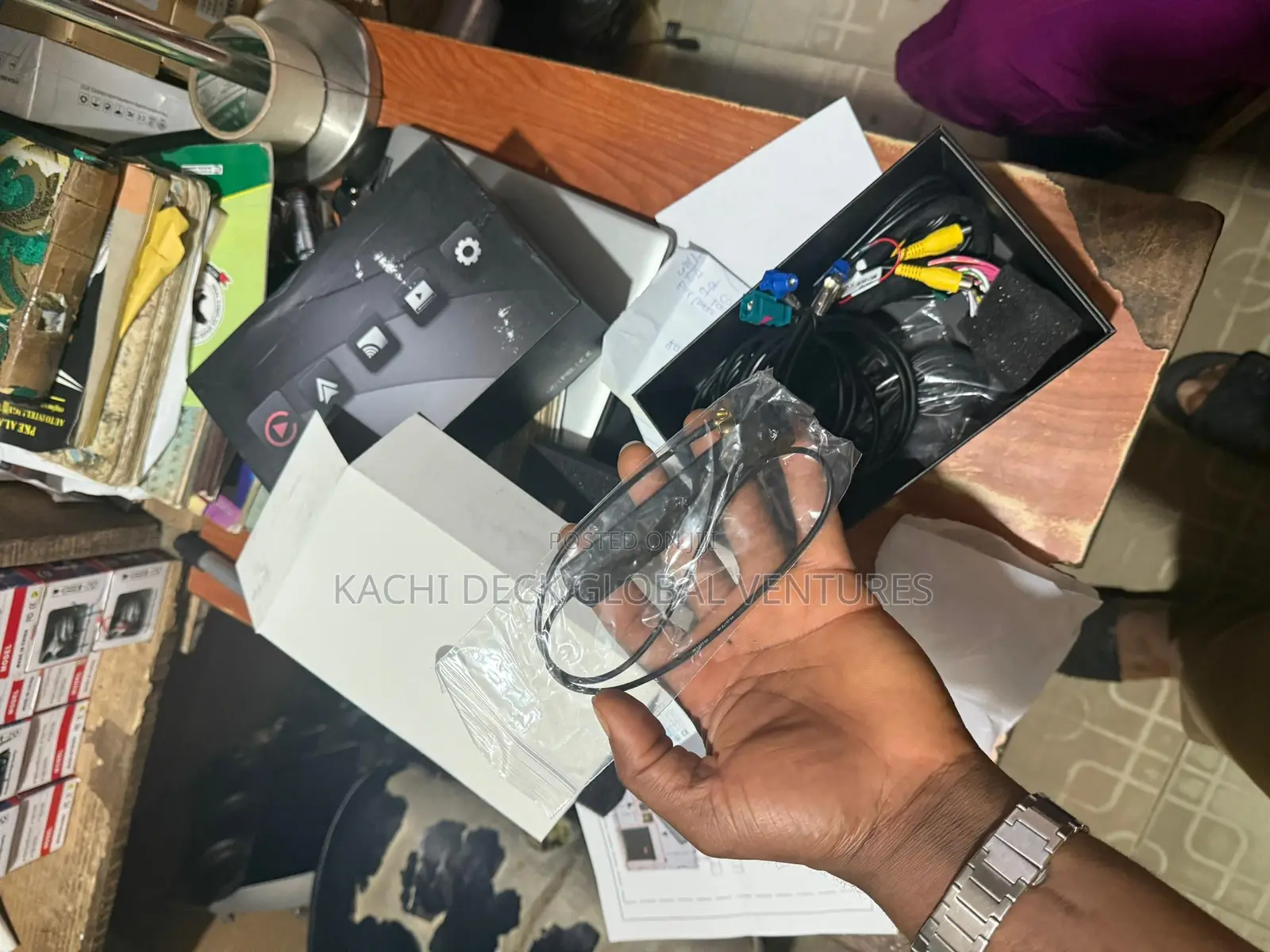 Android and Carplay Box