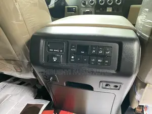 Toyota Sequoia Platinum 4x4 2018 Matt Black