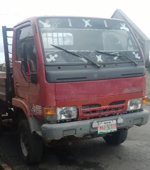 Nigeria Used Nissan Cabster 2007 Model