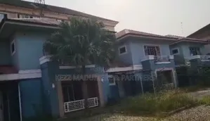 3bdrm Duplex in Phase 2 New Gra , for sale