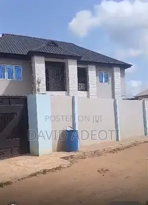 6bdrm Block of Flats in Arch, Alimosho for sale