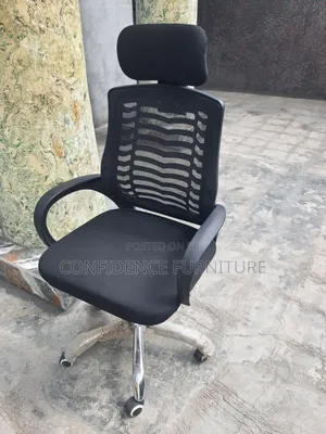 Swivel Mesh Chair With Headrest