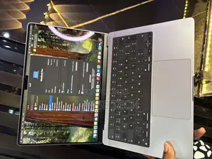 Laptop Apple MacBook Pro 2021 M1 16GB Apple M1 Pro SSD 512GB