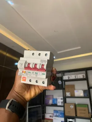 Smart Micro Circuit Breaker