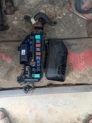 Engine Fuse Box Honda Accord 2008