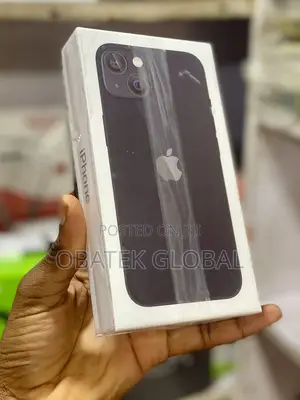 New Apple iPhone 13 128 GB Black