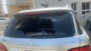 Gle350 2016 Back Glass We Deliver Install