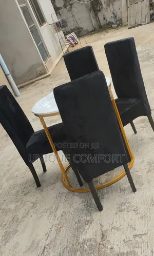 Brand New 4 Seaters Dinning Set With Iron/Steel Stand