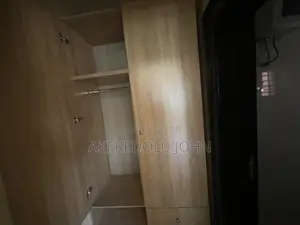4bdrm Townhouse / Terrace in Jabi for rent