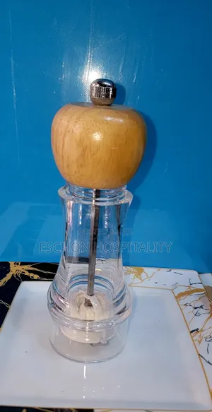 Vintage Pepper Mincer / Mill Shaker