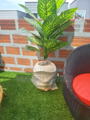 Beautiful Artificial Flower and Vase for Outdoor and Indoor