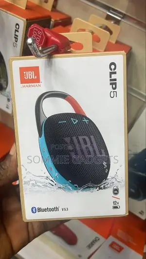 JBL Clip 5