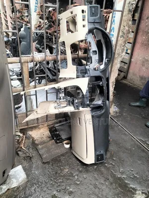 Dashboard For Venza 2013 Model Without Scratch Is Available.