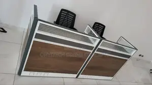 Side by Side 2 Seaters Glass Workstation