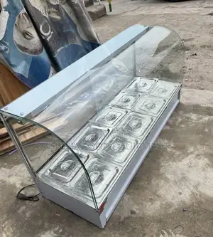 5/10 Plates Curved Glass Bain Marie Only Down