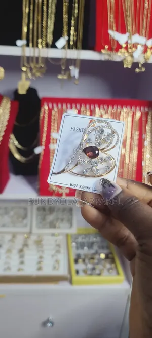 Gold Fashion Brooch