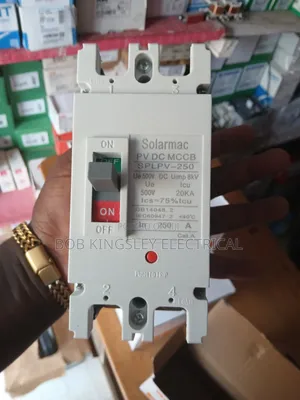 250a 2pole McCb Dc Breaker