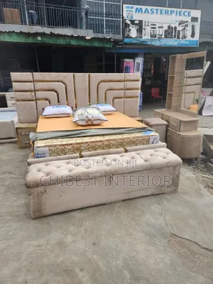 5ft Tall Cream Coloured 6by6 Set of Bed.