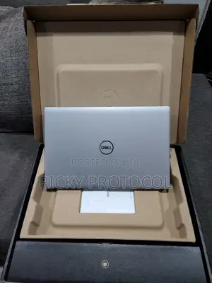 New Laptop Dell 16GB Intel Core Ultra 7 SSD 512GB