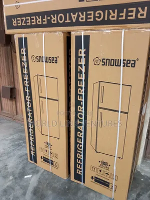 Snowsea Refrigerator. Model BCD-298. Silver Color