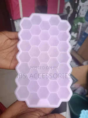 Ice Cube Maker