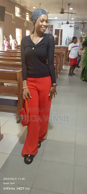 Female Tailor/Fashion Designer