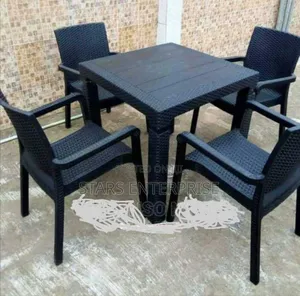 4 Seater Outdoor Restaurant Chair With Table
