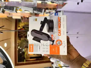 Ldnio Phone Car Mount - Dashboard
