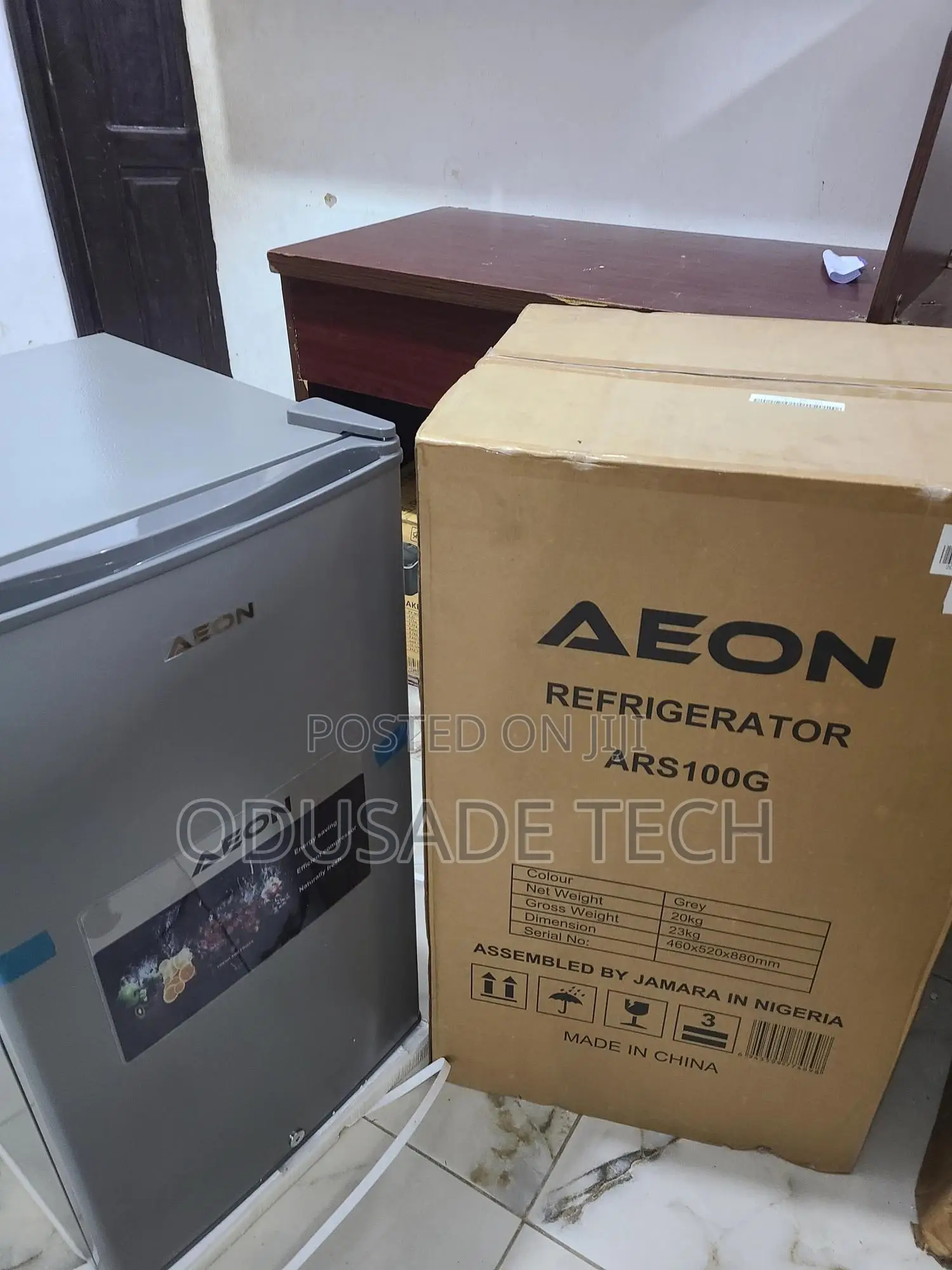 Aeon Compact Refrigerator Ars100g – 100l