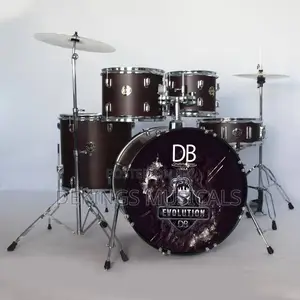 Drummer Boss Evolution 5-piece Acoustic Drum Set With Cymbal