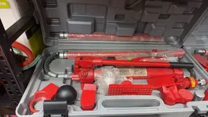 Detroit Power 10-Ton Porta Power Hydraulic Jack Kit,