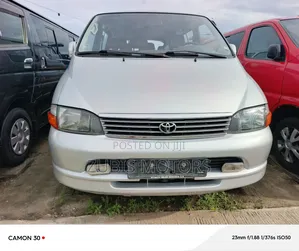Toyota HiAce 2005 Silver