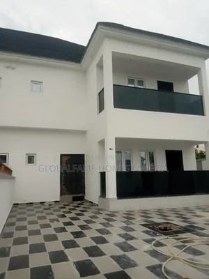 4bdrm Duplex in In An Estate By for rent