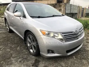 Toyota Venza 2012 Silver