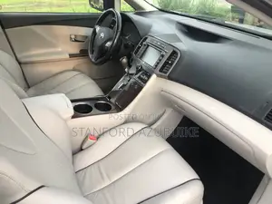 Toyota Venza 2012 Silver