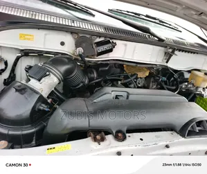 Toyota HiAce 2003 Grey