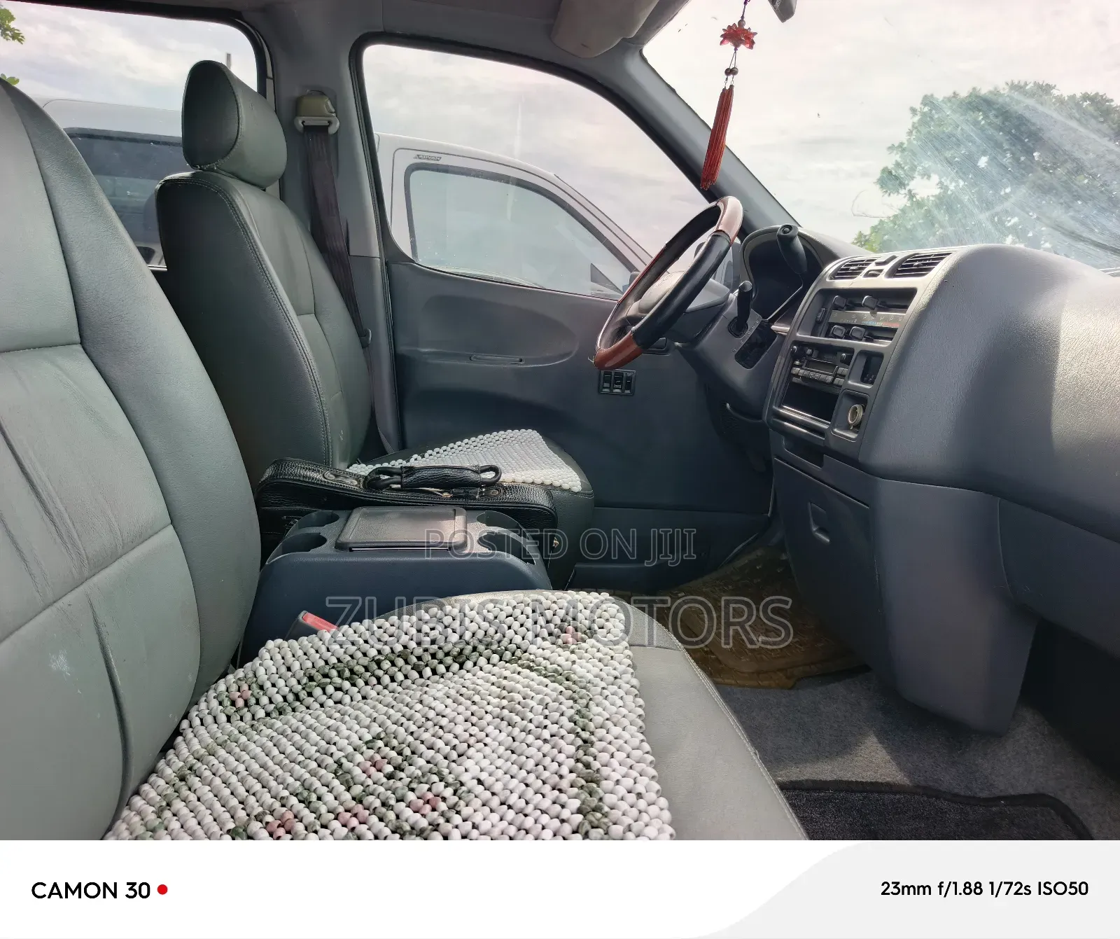 Toyota HiAce 2003 Grey