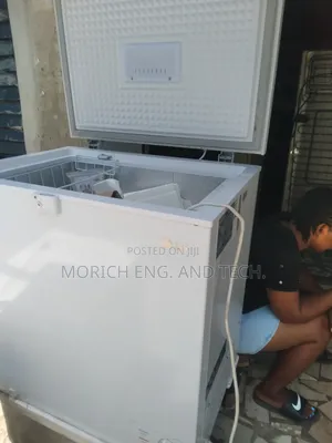 Lg Chest Freezer 150 Litres for Sale