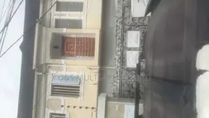 Furnished 3bdrm Duplex in Akinsete Drive, Coker Road for rent