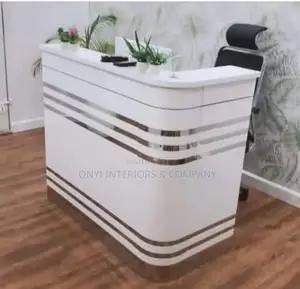 1.4 Meter Receptionist Table