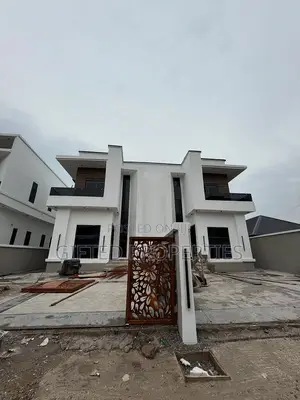 Furnished 3bdrm Duplex in Shell Co Operative, Port-Harcourt for sale