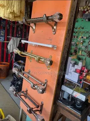 Original Curtain Rod