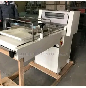 Dough Moulder Machine