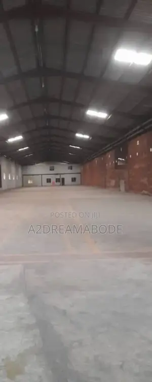 Standard Warehouse